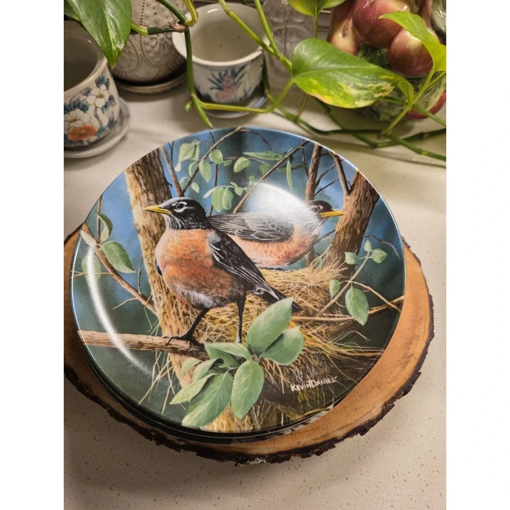 Encyclopedia Britannica Bird Of Your Garden Plate 